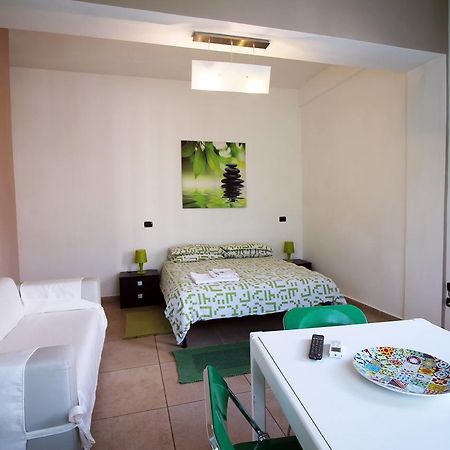 B&B Duca Lecce Bagian luar foto