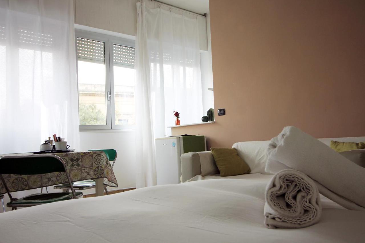 B&B Duca Lecce Bagian luar foto